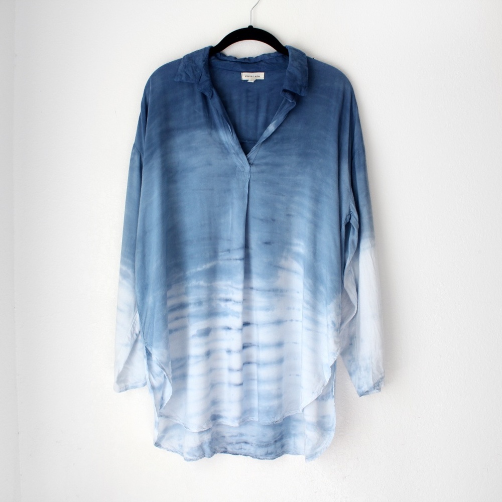 ✨UO - Blue Bridgette Dip-dye Popover Shirt ✨ - Picture 2 of 8